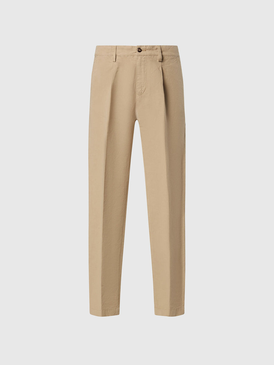 Hover | Chino Beji