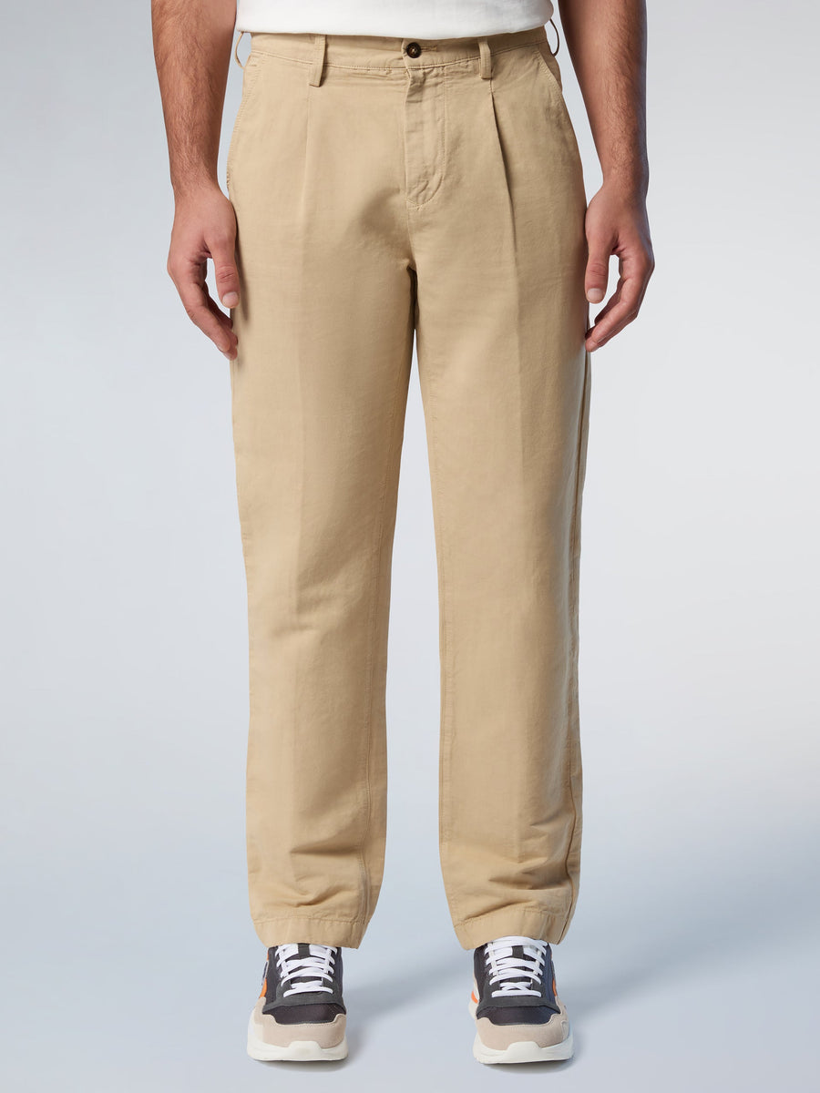 1 | Chino Beji