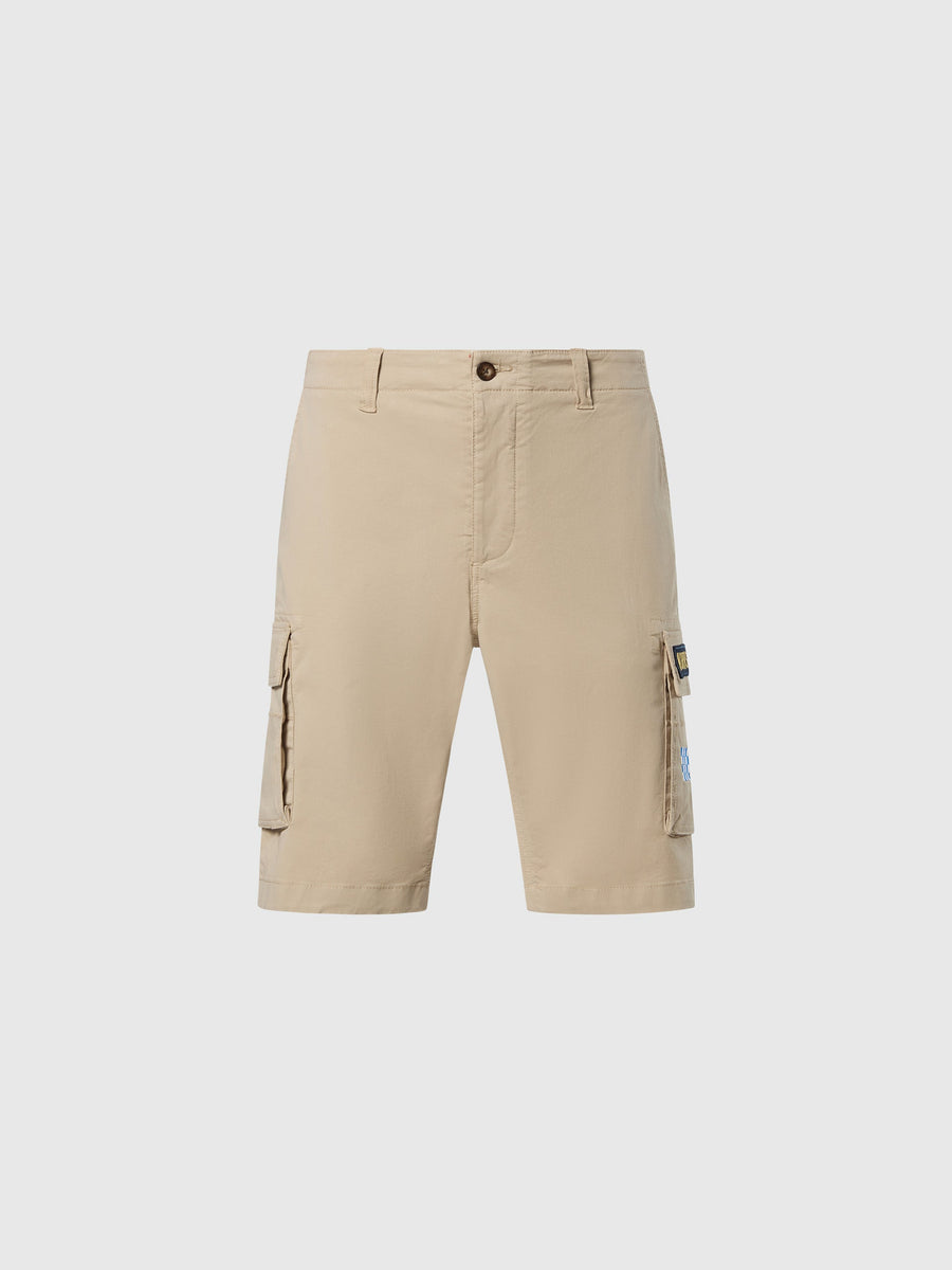 Hover | Chino Beji